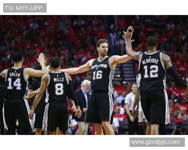 杭州篮球队与北京篮球队赛后战术分析与总结探讨 杭州篮球队与北京篮球队赛后战术分析与总结探讨